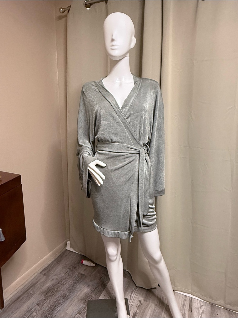 Silver Kimono Dressing Gown Robe